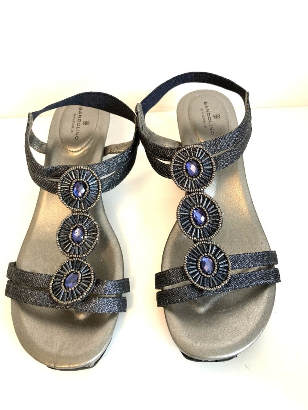 Bandolino T-Strap Wedge Sandals Size 8.5M / Black Metallic w/ Purple Medallions
